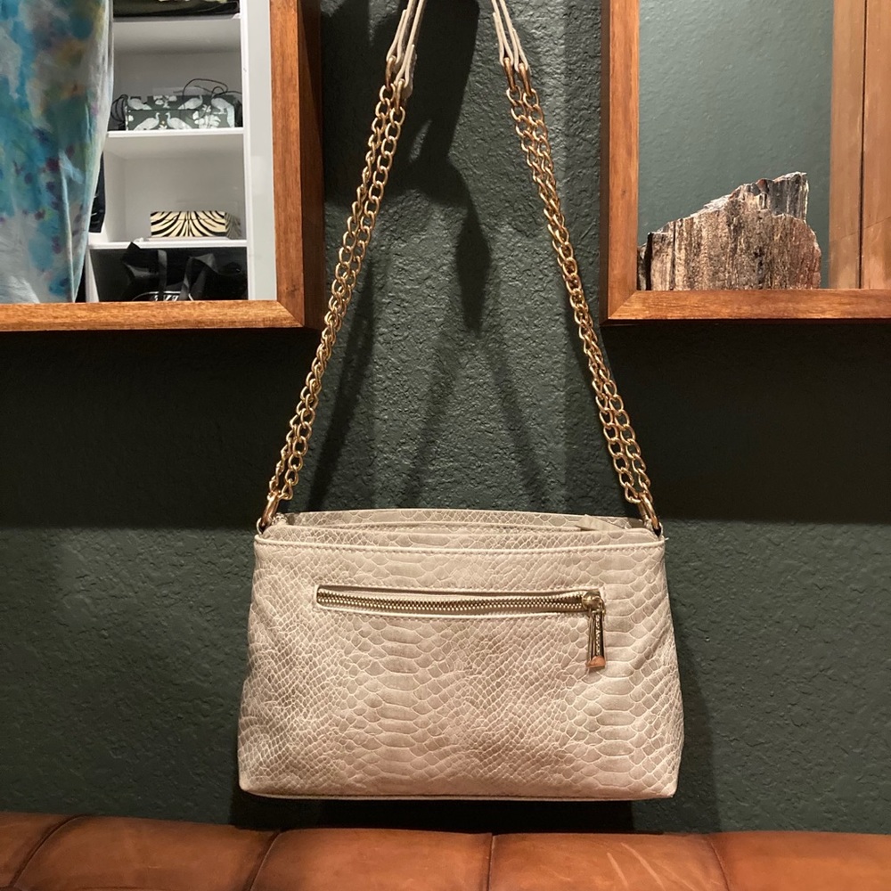 Enzo Angiolini crossbody